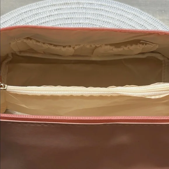 NEW Large Travel Makeup Bag - Pink or Cream - Picture 8 of 14